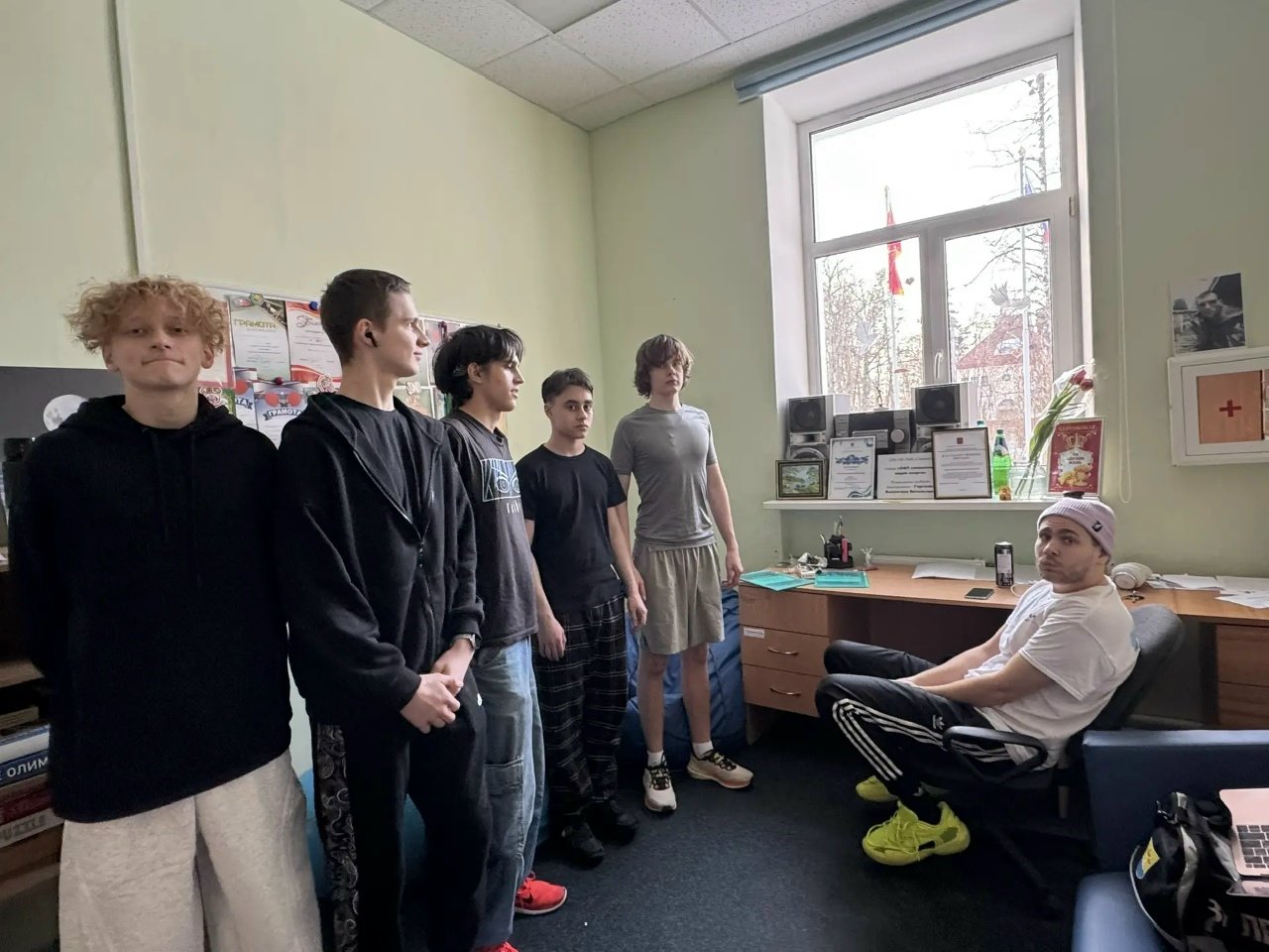В стенах Молодежного центра состоялась профориентационная встреча, которая собрала старшеклассников и молодых спортсменов, заинтересованных в получении высшего физкультурного образования.